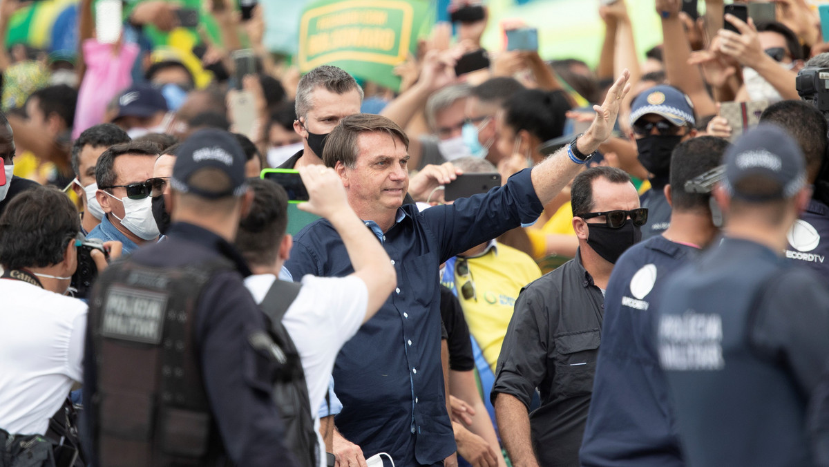 Koronawirus. Brazylia: kryzys po ujawnieniu nagrania z udziałem Bolsonaro