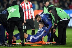 Ekstraklasa: Niepsuj zniesiony na noszach, Cracovia na tarczy. W Krakowie rządzi Wisła!