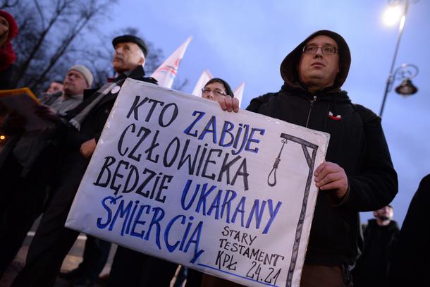 Pikieta Tak dla kary śmierci przed Ministerstwem Sprawiedliwości w Warszawie. 11.02.2014 r.