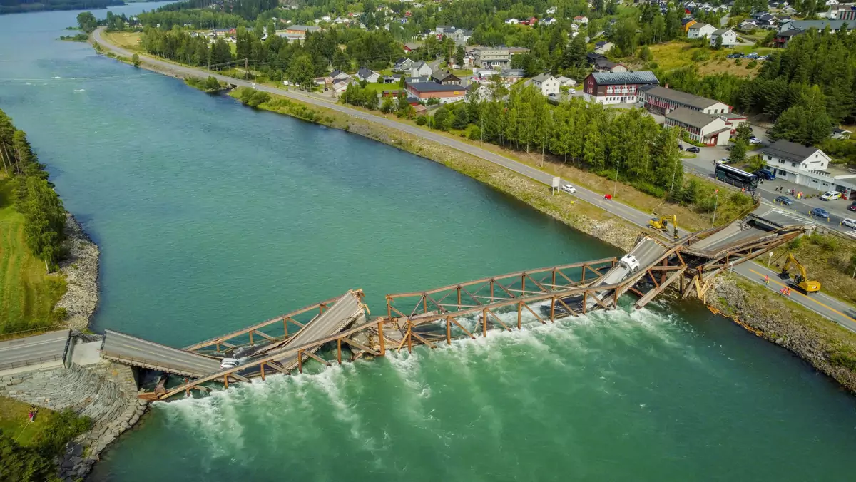 Zawalił się most w Norwegii
