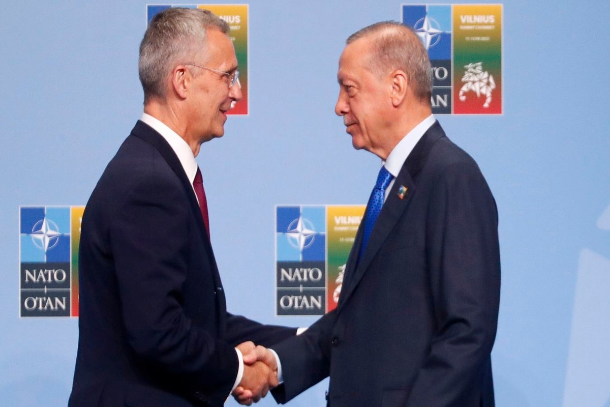 Jens Stoltenberg i Recep Tayyip Erdogan