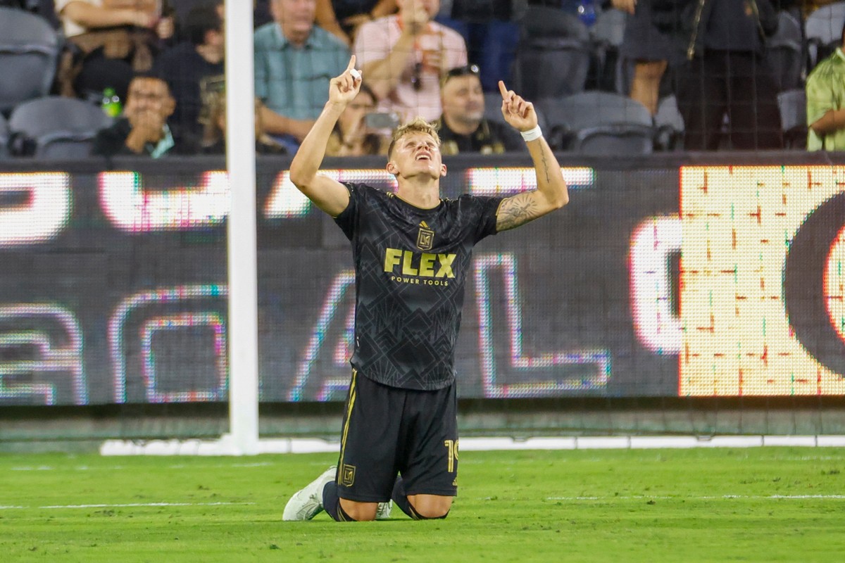 Mateusz Bogusz strzelił cudownego gola w pierwszej kolejce nowego sezonu ligi MLS