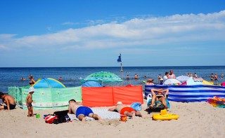 WHO apeluje o odpowiedzialne zachowanie plażowiczów podczas pandemii