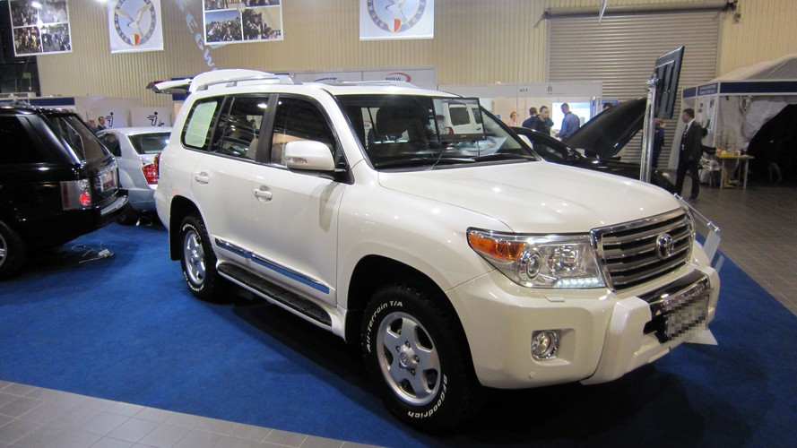 Samochód BOR - toyota land cruiser