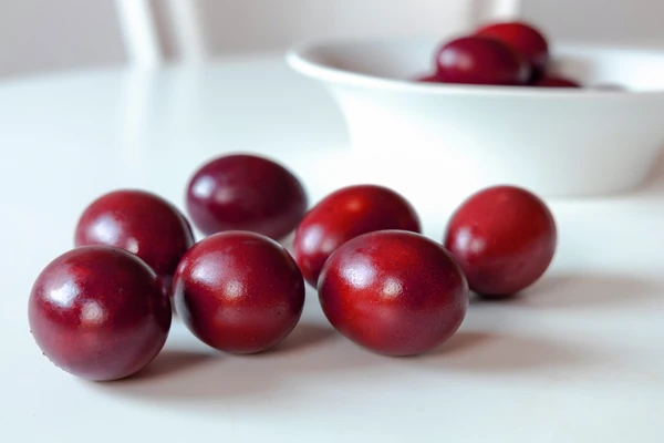 Kad se FARBAJU JAJA - na Veliki četvrtak, petak ili subotu? Pitala sam sveštenika i on mi je dao JEDINI ISPRAVAN ODGOVOR