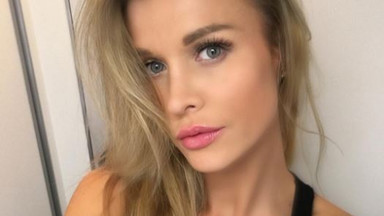 Joanna Krupa znów eksponuje dekolt. Seksowna czy już wulgarna?