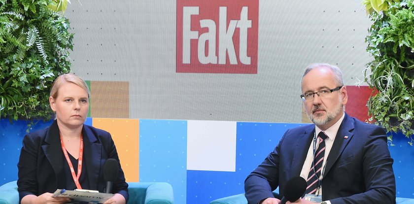 Dziennikarka "Faktu" zapytała ministra Niedzielskiego o dymisję. Padła odpowiedź [WIDEO]