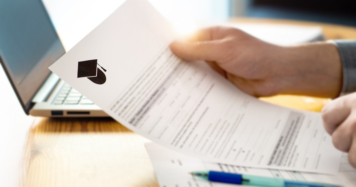 "Status studenta za 1200 zł". Tak fałszywe szkoły napędzają nielegalną imigrację