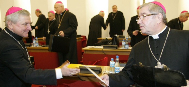 Watykan: Koniec z lustracją biskupów