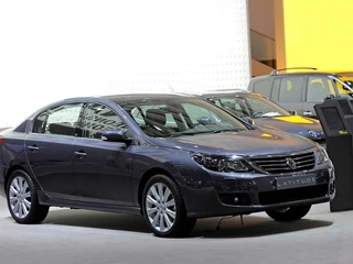 renault_latitude