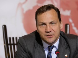 Sikorski o Buzku: Odczuwam satysfakcję