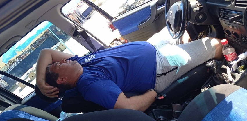 Nikola je pod temperaturom prodavao šećernu vunu u Guči i spavao u automobilu