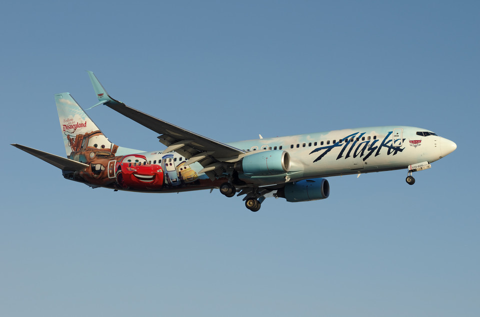 Alaska Airlines Boeing 737-800