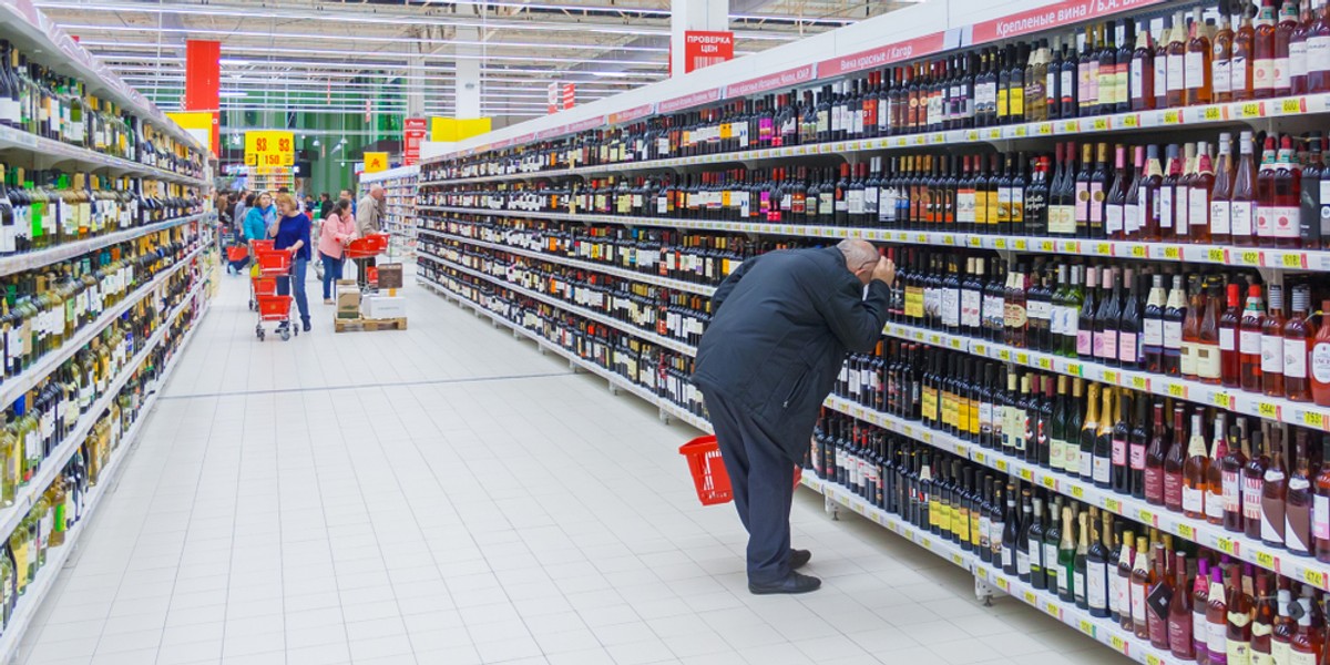 Wyższa akcyza dodatkowo podniesie ceny alkoholu i papierosów