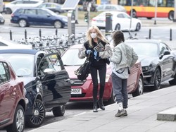 Miło się na to patrzy. Agnieszka Woźniak-Starak bardzo poważnie podchodzi do ochrony przed zakażeniem