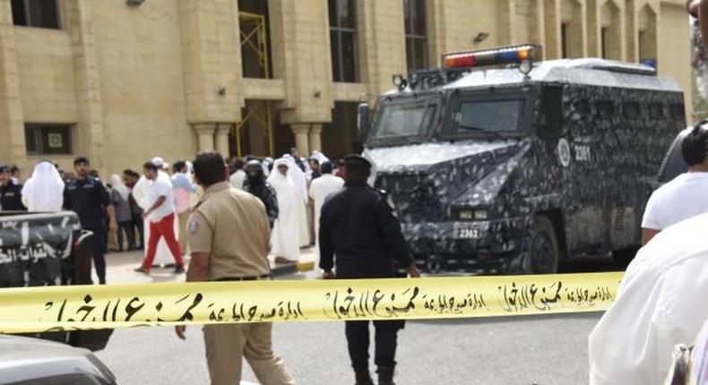 Police cordon off the Imam Sadiq Mosque after a bomb explosion following Friday prayers, in the Al Sawaber area of Kuwait City June 26, 2015