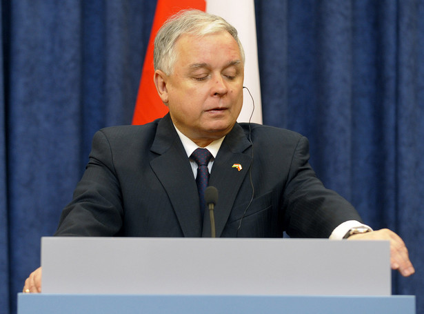 Lech Kaczyński na sondażowym dnie