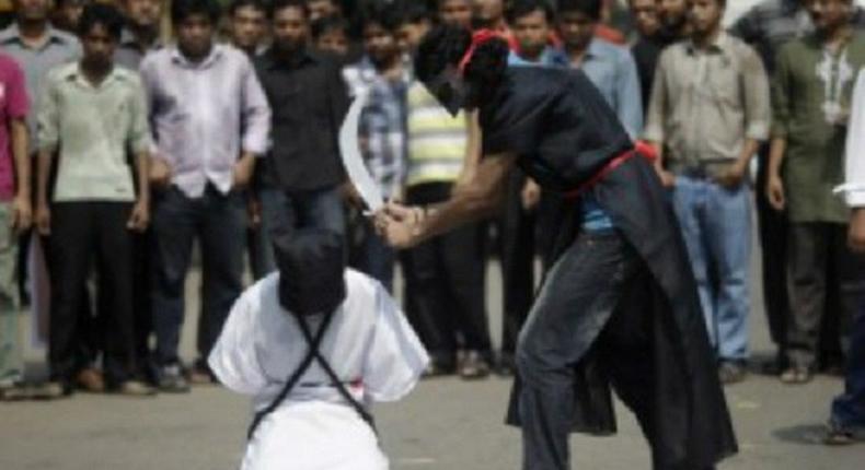  Shayea Al Qahtani being executed