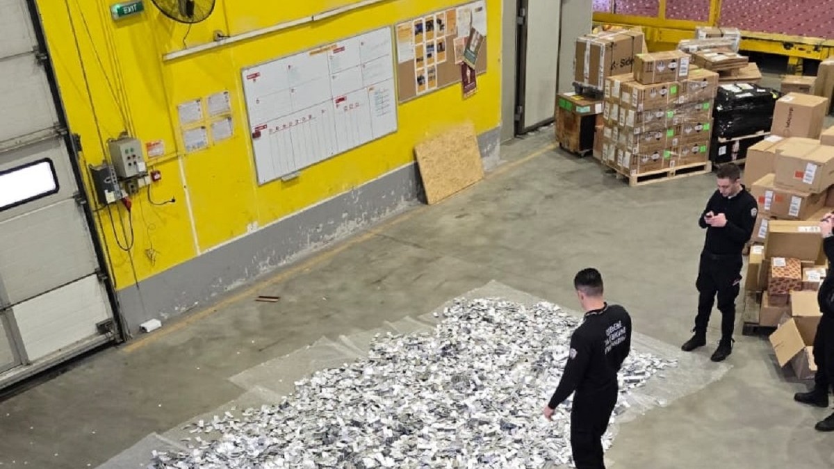 Zaplenjeno preko milion tableta