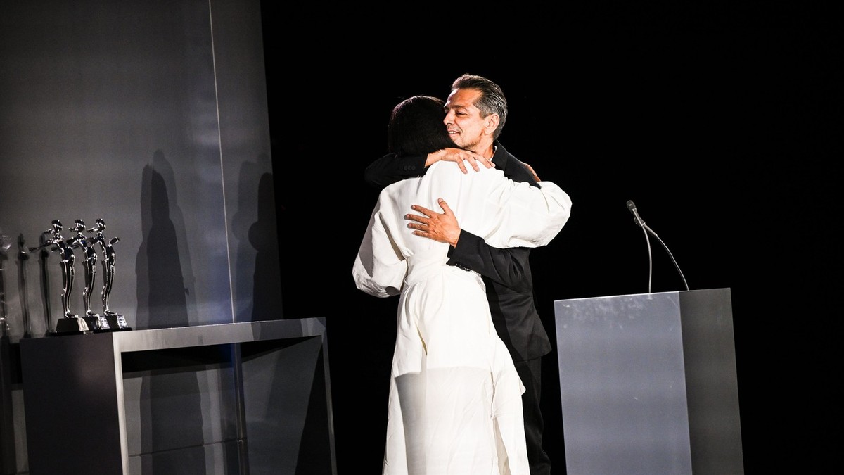 Piter Milijer sa Naomi Kembel