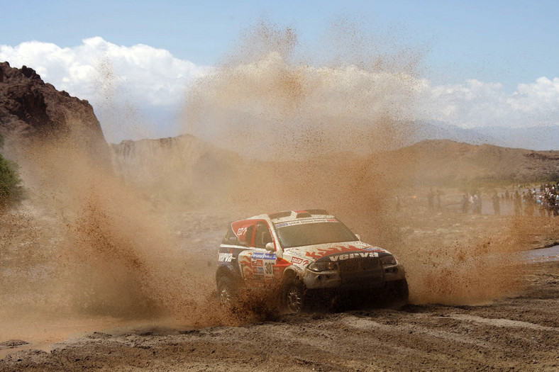 Rajd Dakar 2010: rewelacyjny Hołowczyc, dobra jazda motocyklistów (3.etap, wyniki, fot. Willy Weyens)