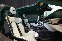 polski milioner zaszalał: tak wygląda auto o mocy 1079 km, to jednorożec