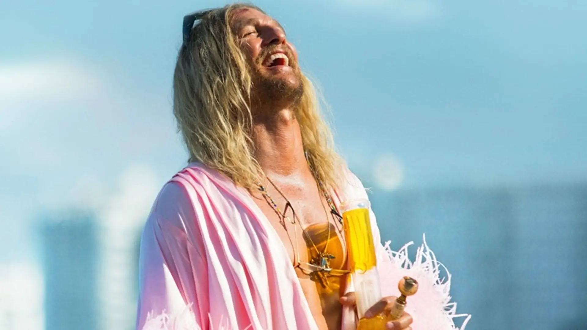 Zjarany McConaughey i Snoop Dogg w pierwszym zwiastunie  "Beach Bum". Twórca "Spring Breakers" powraca z nowym filmem