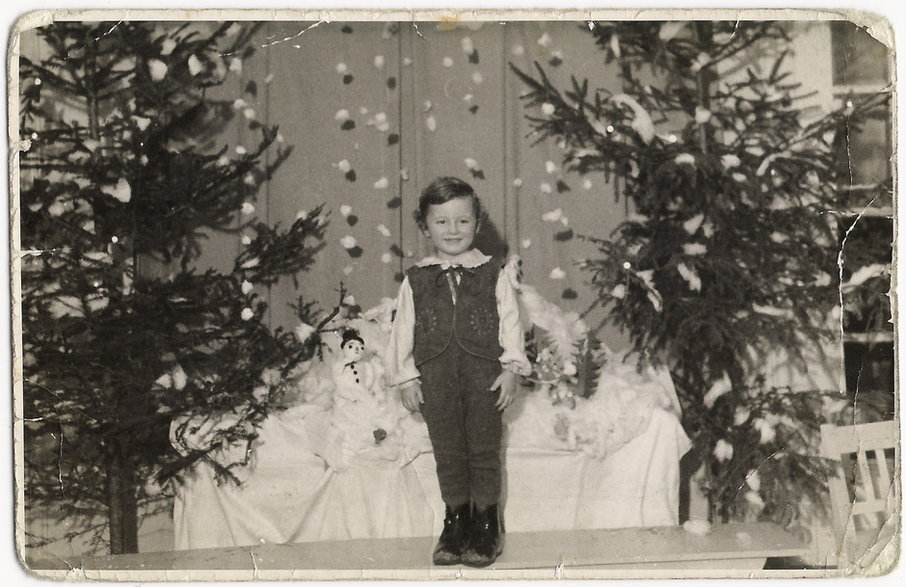 Debiut estradowy 4-letniego Krzysia w przedszkolu, 1950r.