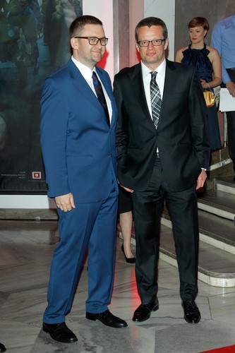 Jan Ołdakowski i Marcin Meller na premierze filmu 'Powstanie Warszawskie'