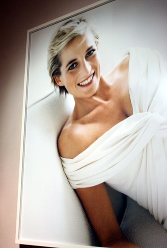 15 rocznica śmierci księżnej Diany w Paryżu