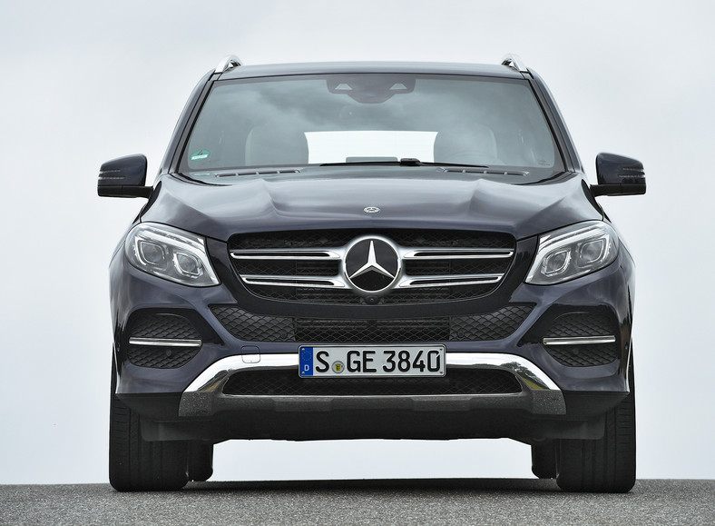 Mercedes GLE 350 d3,0 l, 6 cyl., 258 KM, 620 Nm, 2301 kg