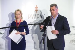 "Wielki strach w fabryce dokumentów". Miliona złotych odszkodowania chce PWPW od wydawcy "Newsweeka"
