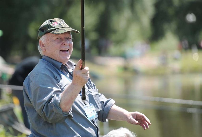 Aktor lubi rzeźbić i wędkować. Który?