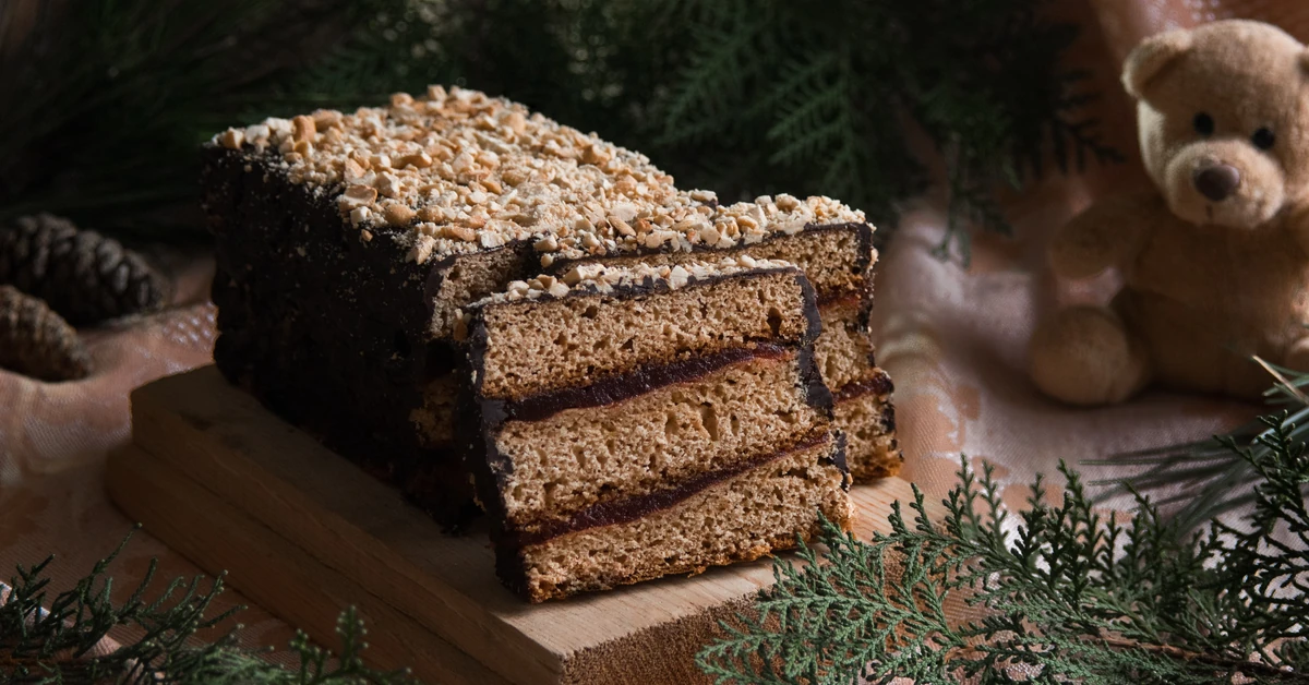 Już czas, żeby nastawić pyszny piernik staropolski na święta. Tak robi go siostra Anastazja