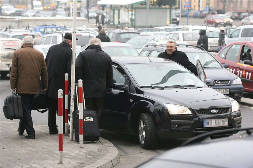 Rozpasanie posłów! Na ich gadżety pójdą straszne pieniądze