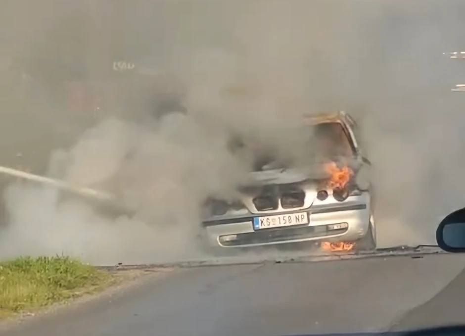 požar na automobilu