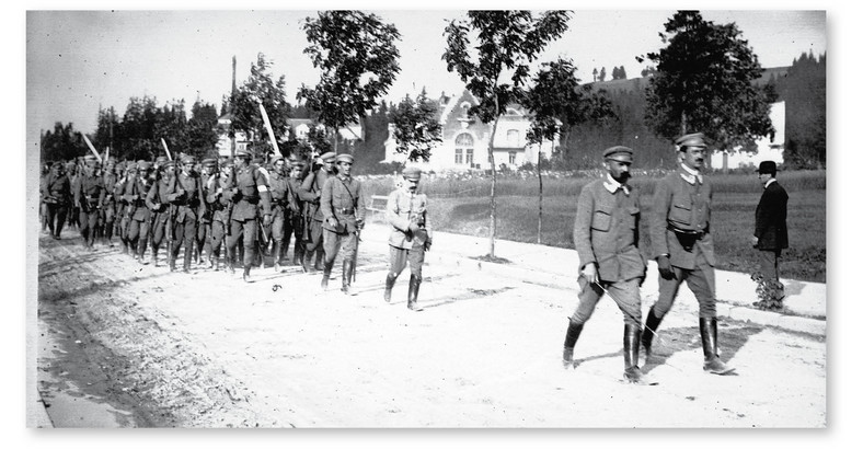 Oddział Związku Strzeleckiego podczas ćwiczeń w Zakopanem, 1913 r.