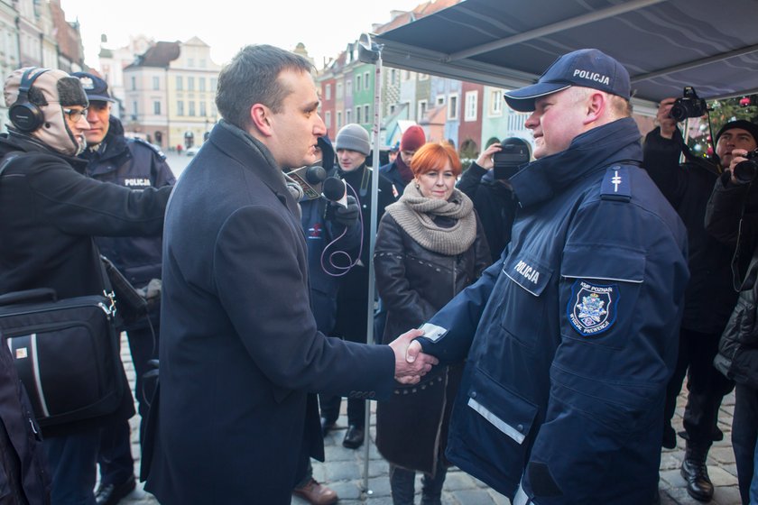 Do służby w policji trafił mobilny komisariat