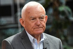 Leszek Miller: Rząd postanowił przeczekać z nadzieją, że ci, co mają umrzeć, umrą