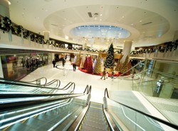 Zrobić świąteczne zakupy i przeżyć