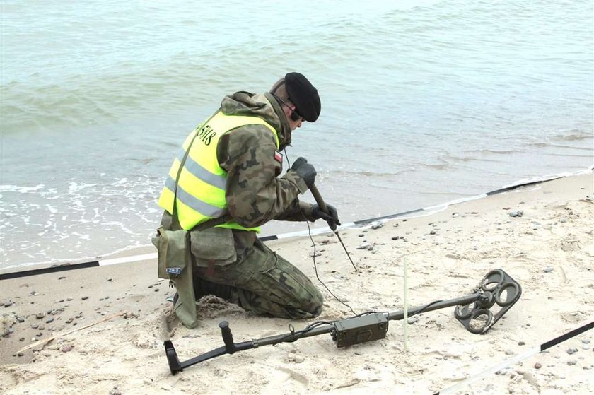 Miny na plaży w Kołobrzegu. Saperzy ostrzegają!