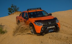 Mitsubishi odrabia straty po skandalu. SUV-y i pickapy koniem pociągowym japońskiej marki