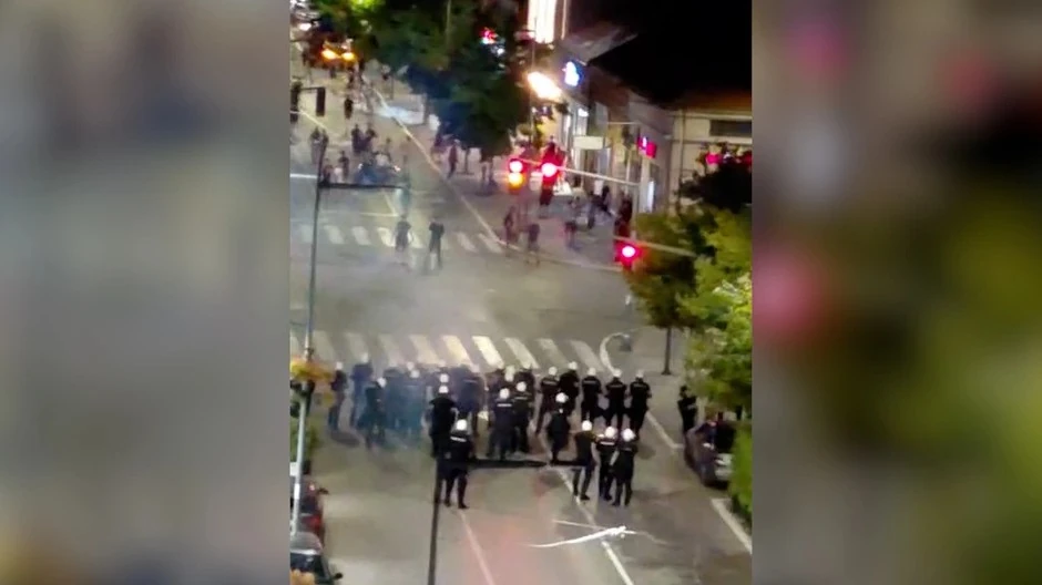 Sukob sa policijom u Valjevu 14. avgusta 2025. godine