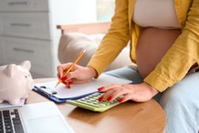 ZUS chce wesprzeć kobiety. Na taką pomoc będą mogły liczyć już w kwietniu