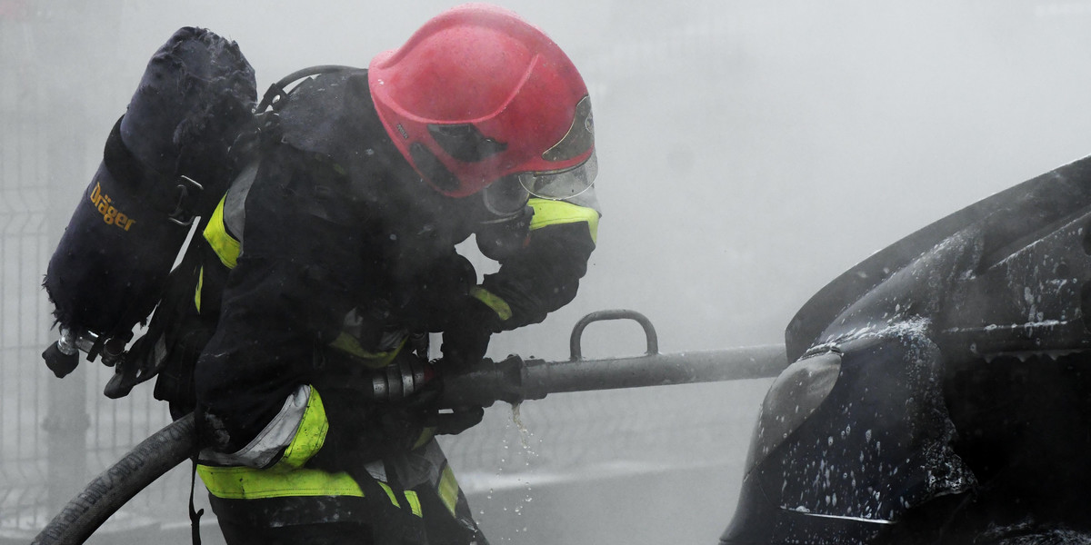 Tragedia na Mazowszu. Kobieta spłonęła w aucie