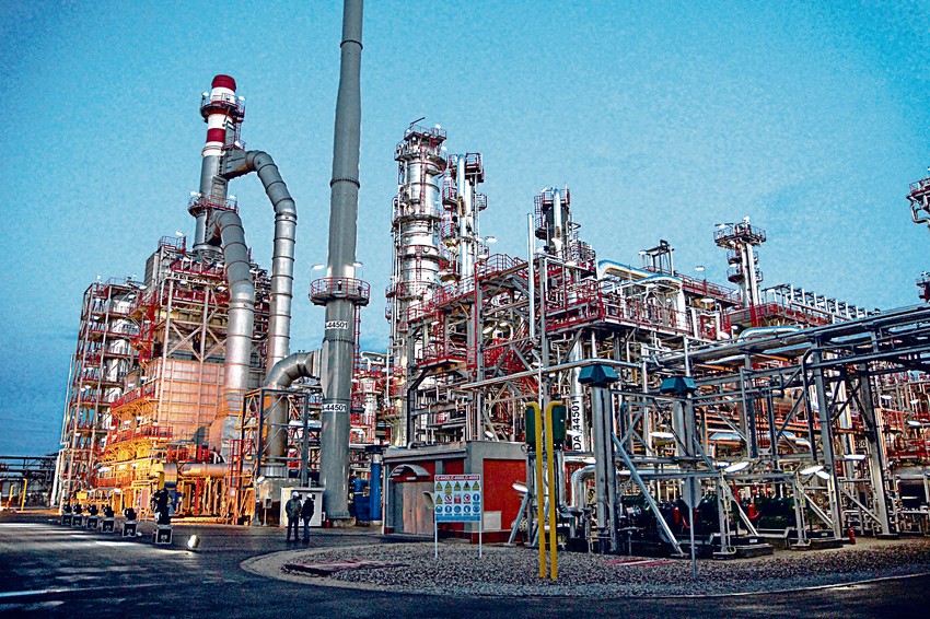 Radnici su dva dana zaredom tražili pomoć lekara zbog potpuno istih simptoma: Rafinerija Pančevo