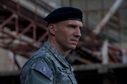 Ralph Fiennes – nieposkromiony złośnik