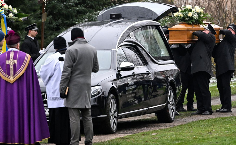 Uroczystości pogrzebowe 59-letniego Bogdana C.. w Przewodowie
