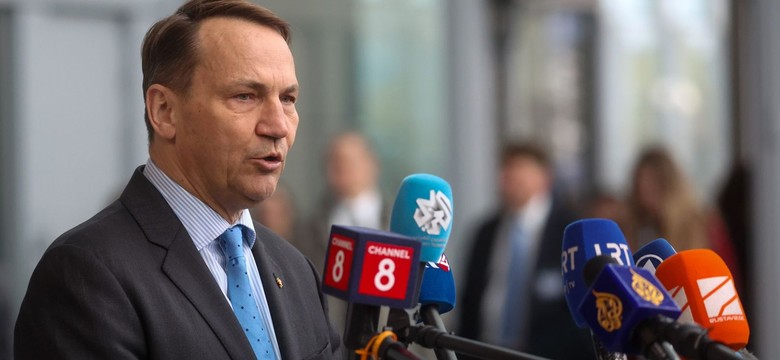 Sikorski zapytany o słowa Łukaszenki o wojnie. Odpowiedź była dosadna...