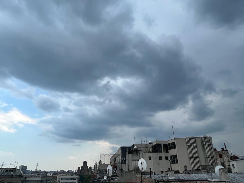 Beograd 10 minuta pre oluje